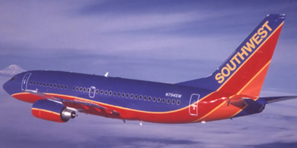 Southwest Airlines suffers from 1,000 flight cancellations, some are speculating it's a protest against vaccine mandates