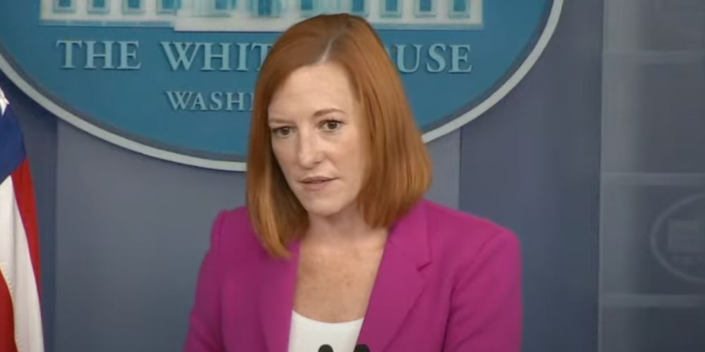 WATCH: White House dodges Doocy's question on migrant relocations