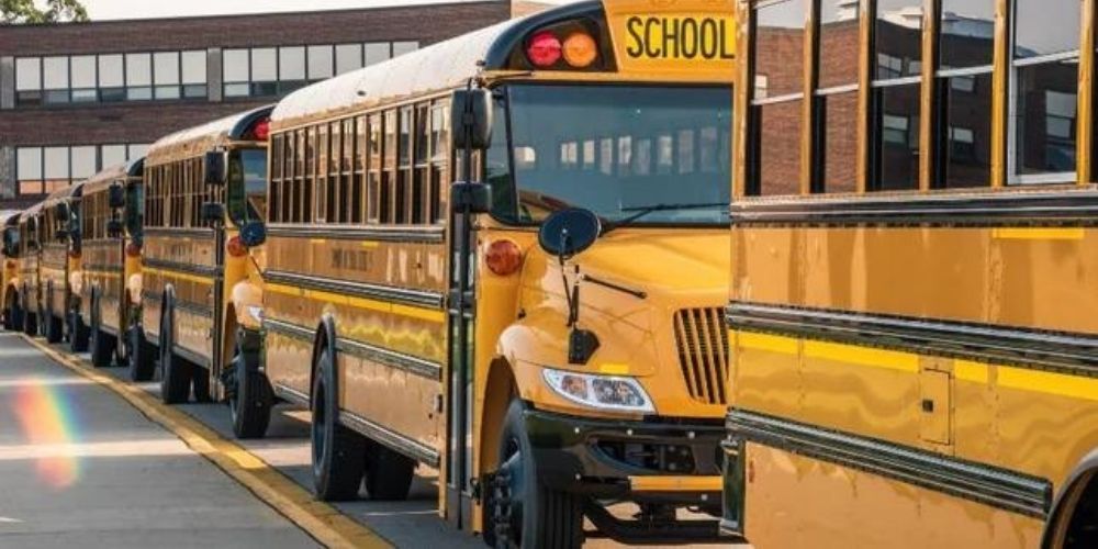 Seattle Public Schools to lose more than 140 bus routes due to vaccine mandate