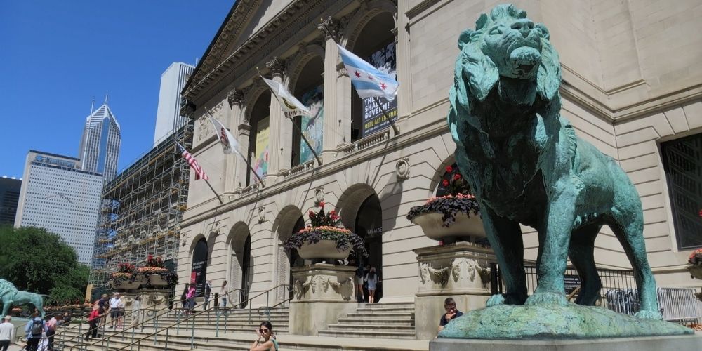 Chicago art institute fires all of its volunteer museum guides because most were wealthy white women: report