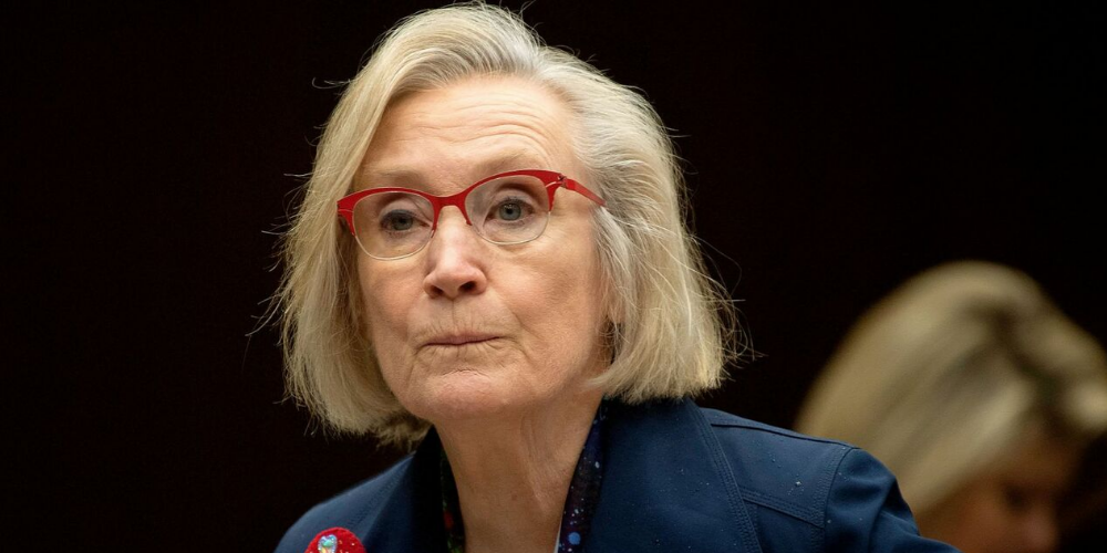 Former staffers of Liberal Minister Carolyn Bennett say her office is a 'toxic' workplace