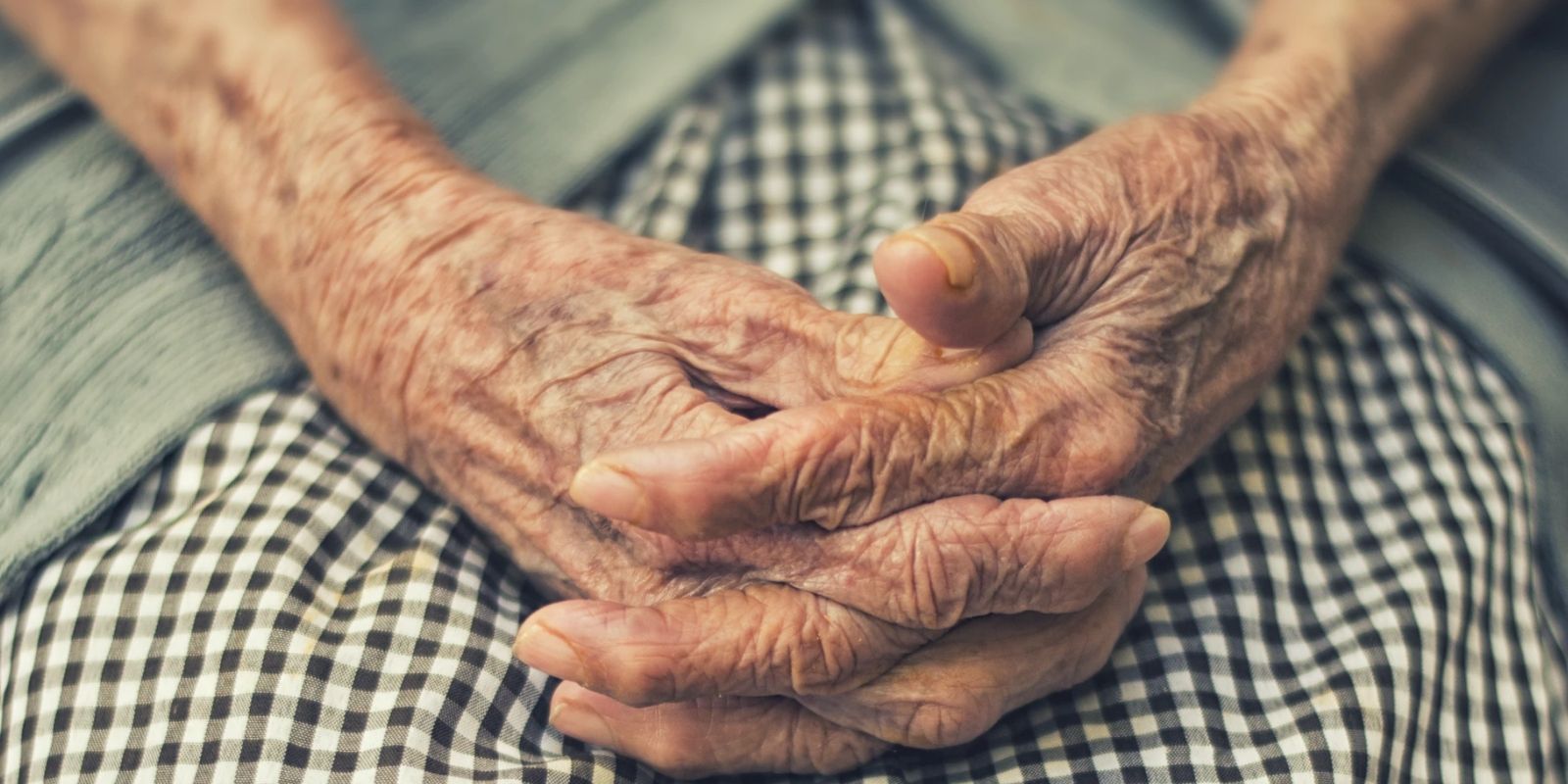 'Majority' of COVID deaths were among those 85+, typically with dementia or Alzheimer's: StatCan