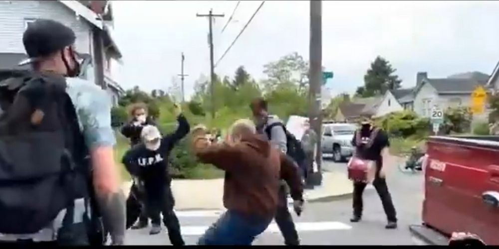 WATCH: Armed Antifa militants attack Portland motorists in broad daylight