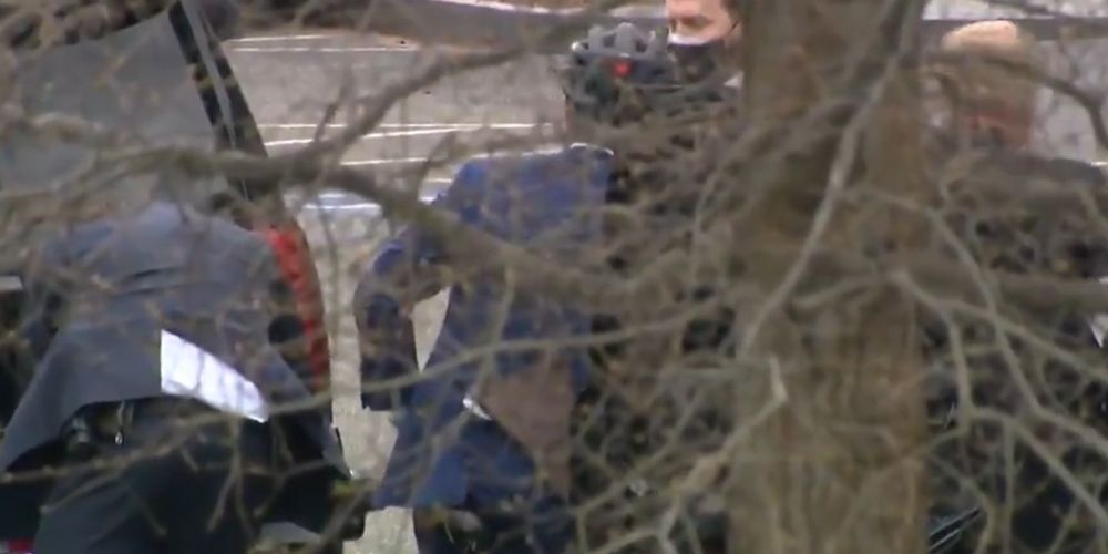 WATCH: 'Environmentalist' Buttigieg unloads bike from SUV before riding the short distance to his destination