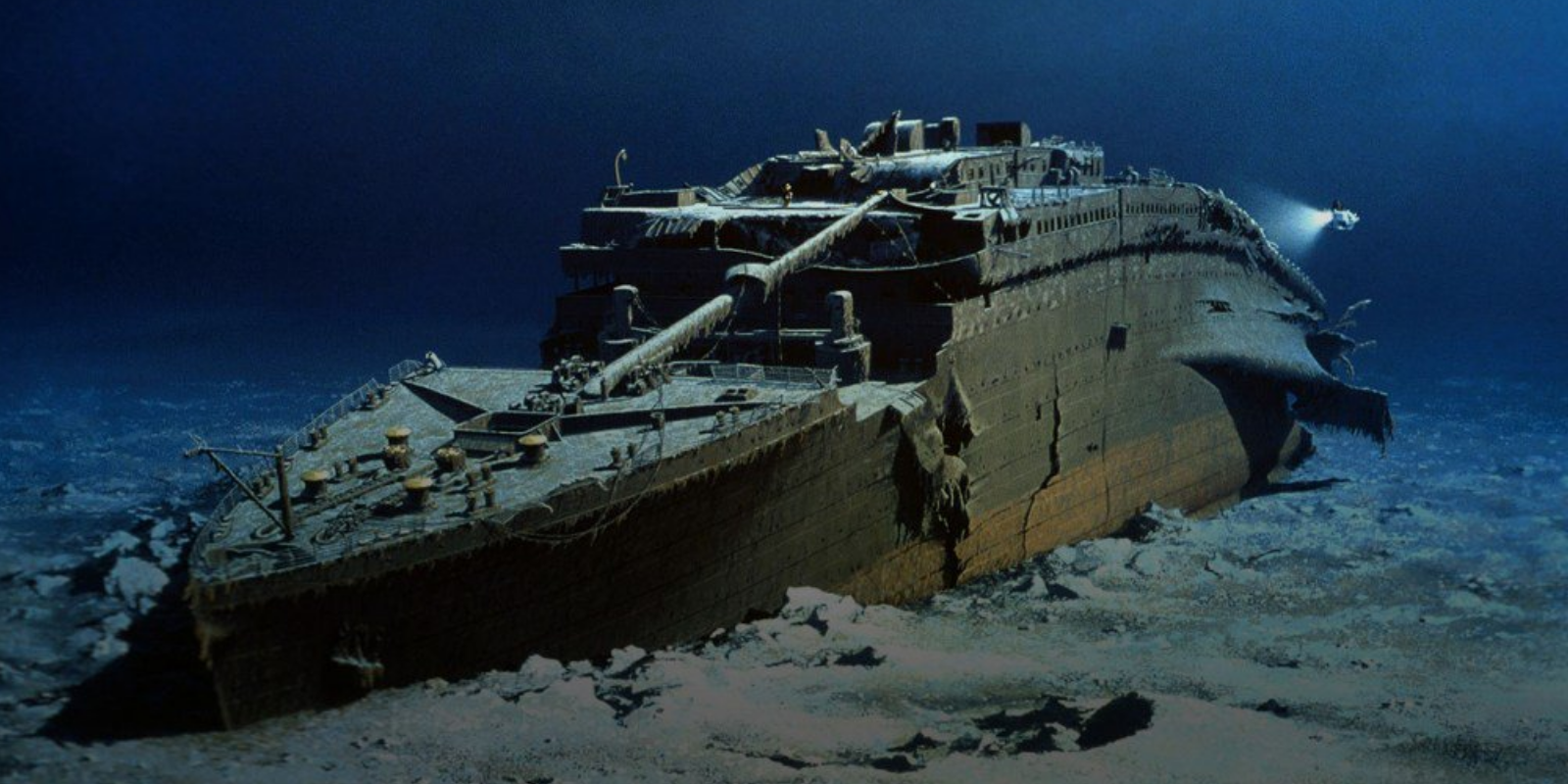 Tourists will be able to visit the wreck of the Titanic via submarine ...