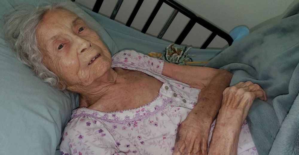 Elderly woman dies on lockdown from 'long term isolation'