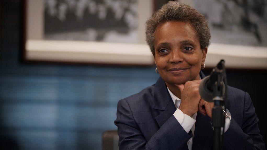 Chicago mayor bans protestors—but only on her own block