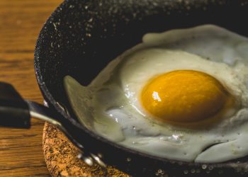 SALMONELLA OUTBREAK: Health officials warn public after infection spreads to six provinces