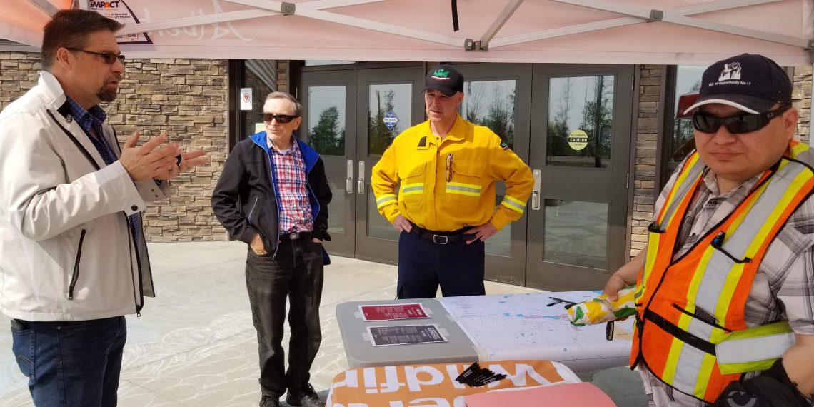 Despite disastrous wildfires, northern Albertan communities remain strong
