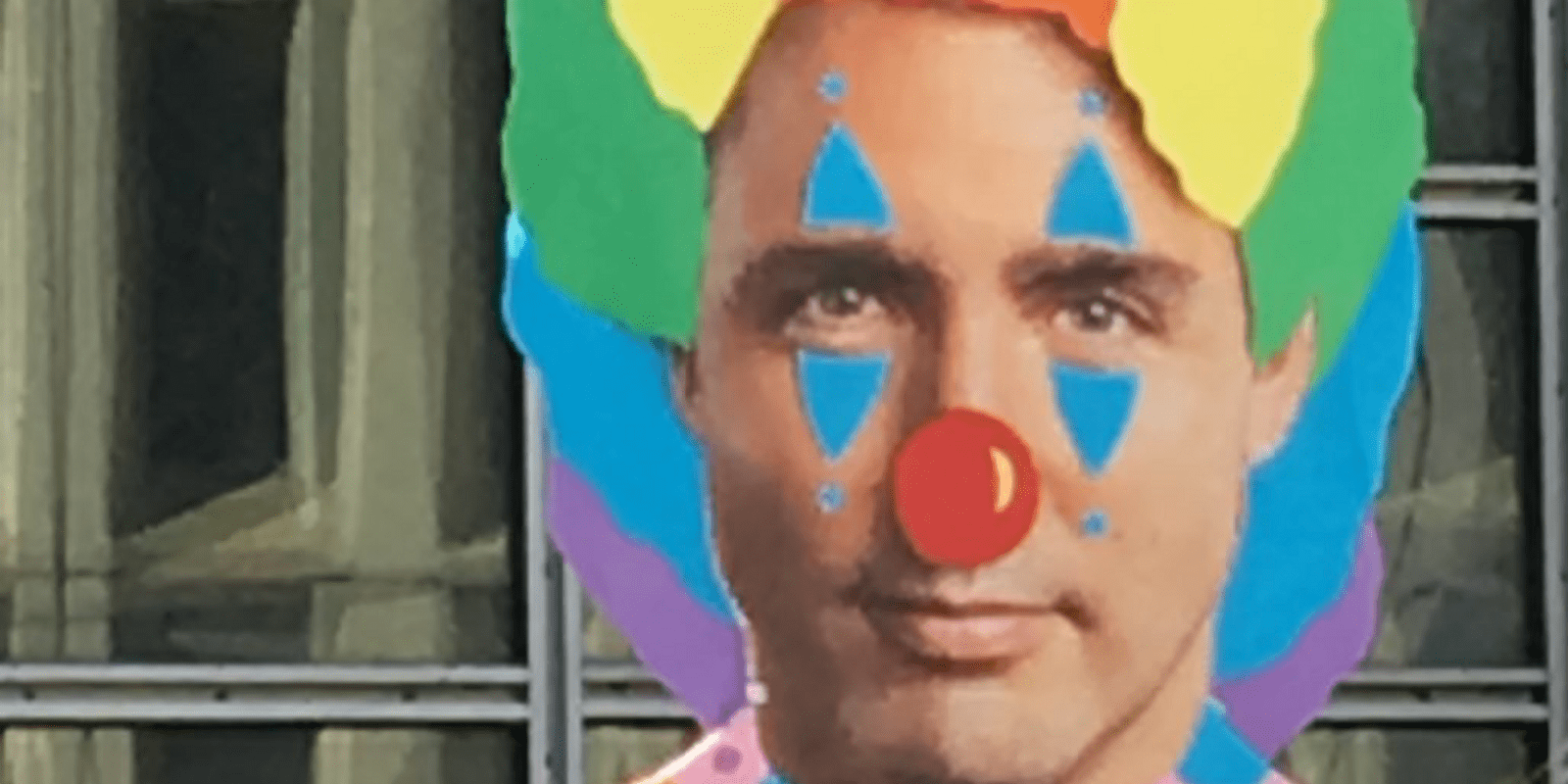 Egg thrown at Justin Trudeau during Climate Strike