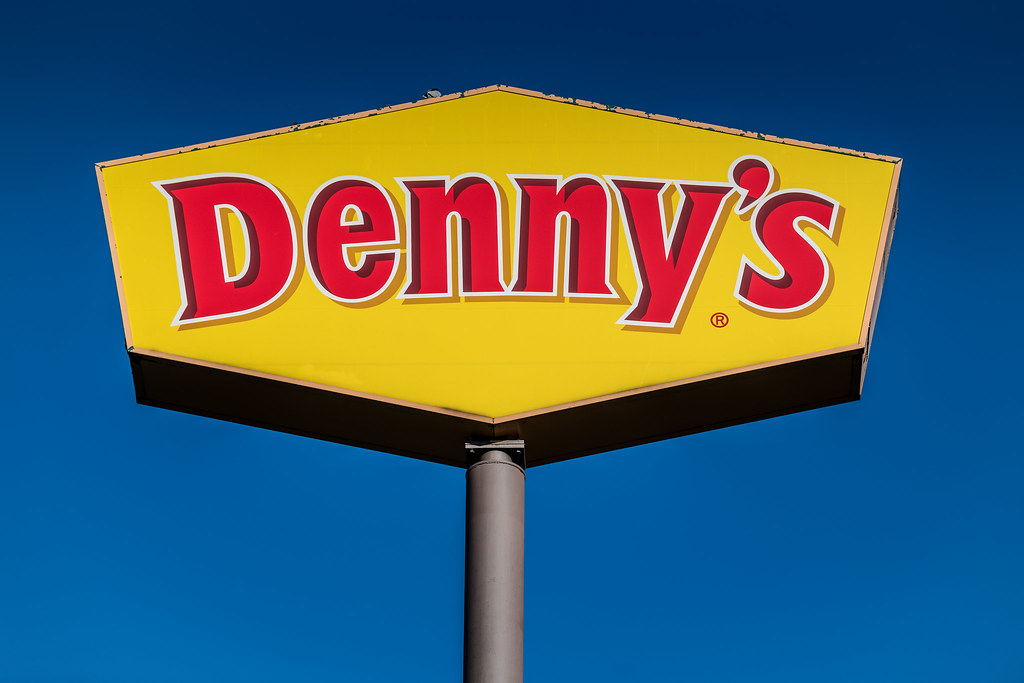 Indigenous couple asked to pay before eating reach settlement with B.C. Denny’s
