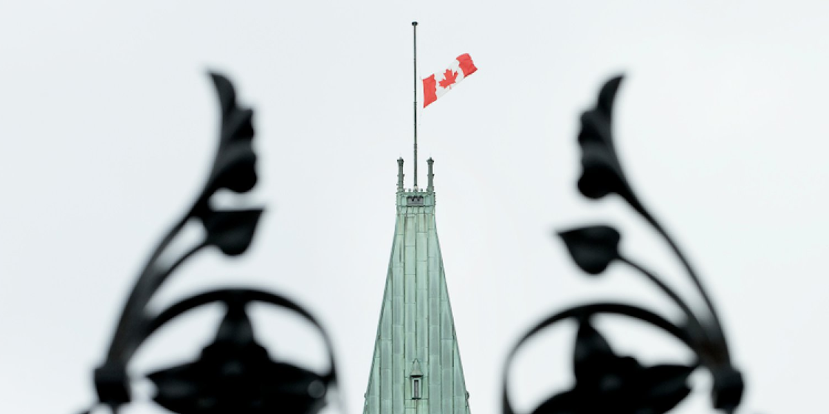 Flags lowered to half mast across Canada to honour plane crash victims