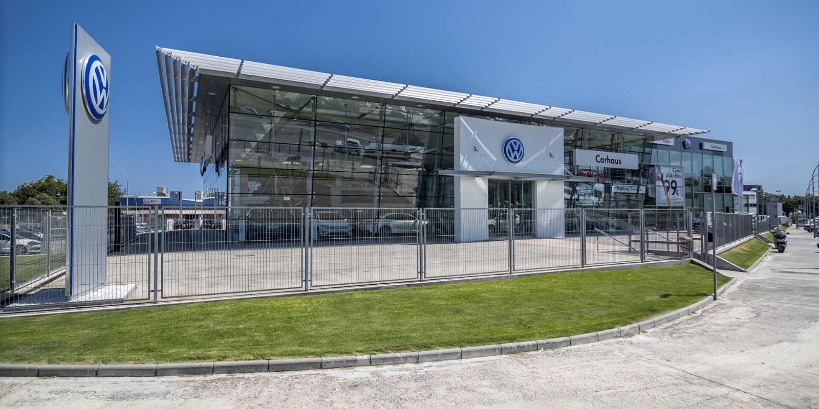 Volkswagen charged in Canada with violating environment law for faking emissions tests