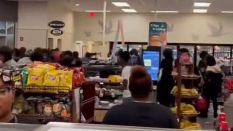 Philly Wawa robbed, ransacked by 100 looters, mostly juveniles