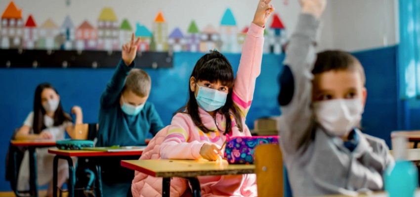 New Yorker publishes insane 'case for wearing masks forever'