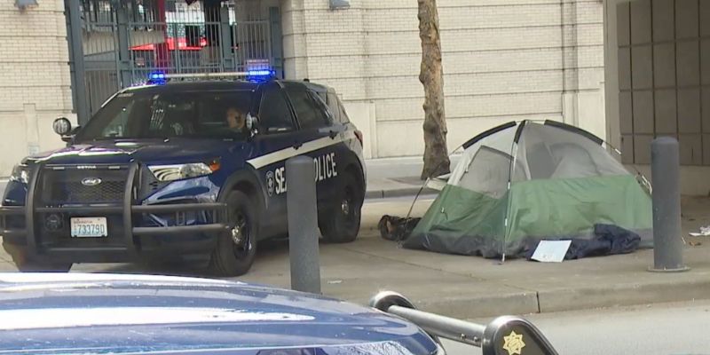 Seattle homeless man's body found in tent near Mariners' stadium days before opening day