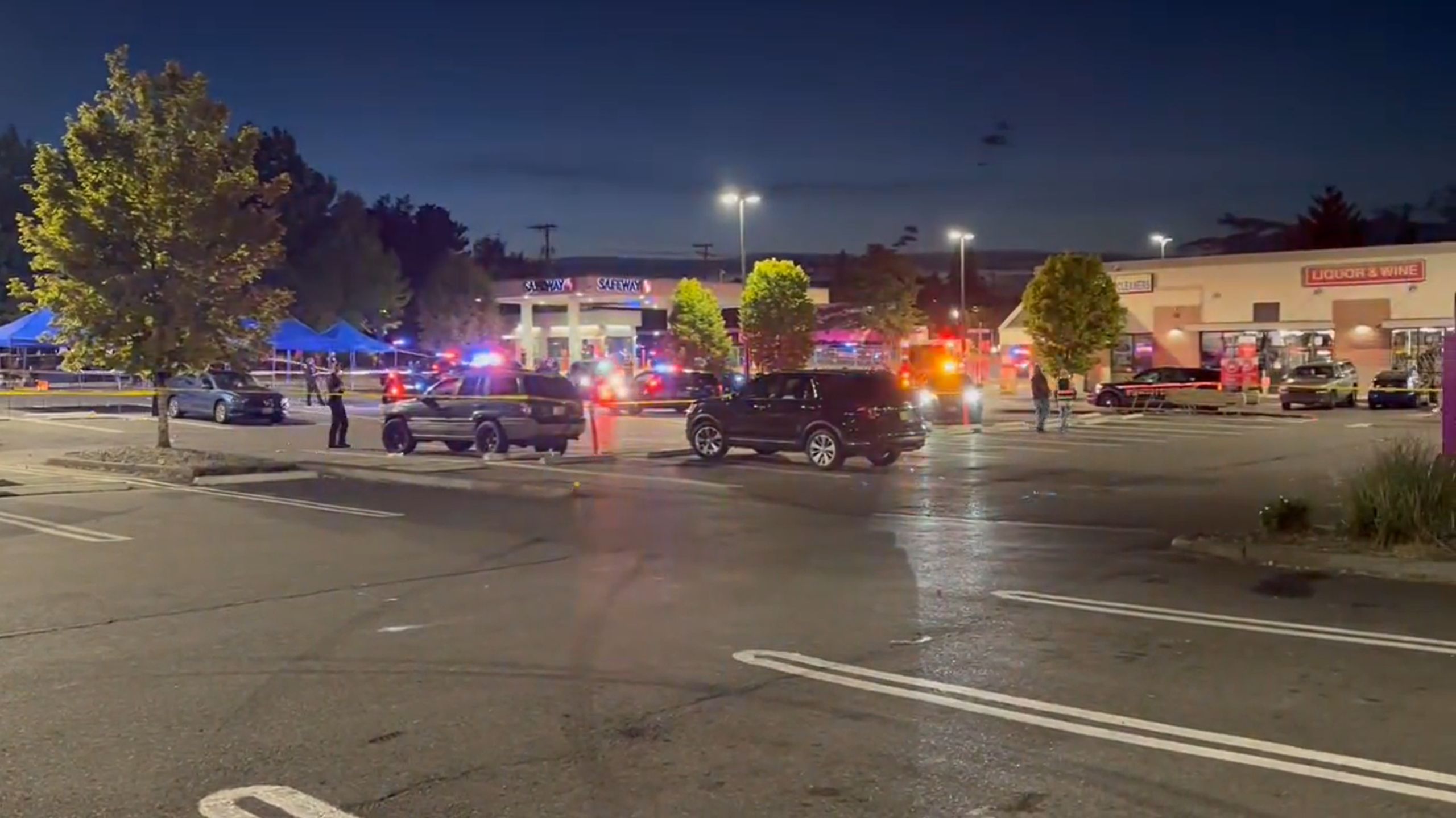 Five injured in shooting at Seattle Safeway store