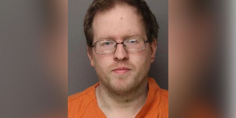 South Carolina man held 4 people in basement for up to 10 years