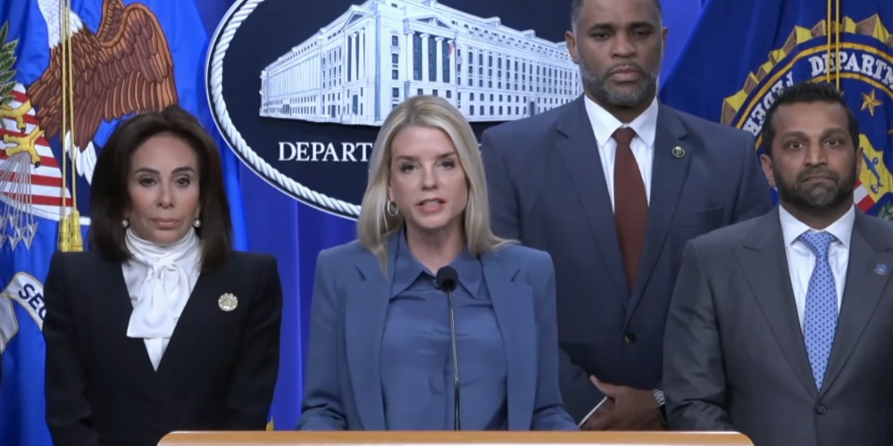 BREAKING: DOJ charges Brian Cole with placing pipe bombs at RNC, DNC in ...