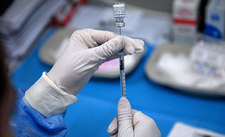 Report: New HHS advisor investigating if 2,500 military deaths were caused by Covid shot
