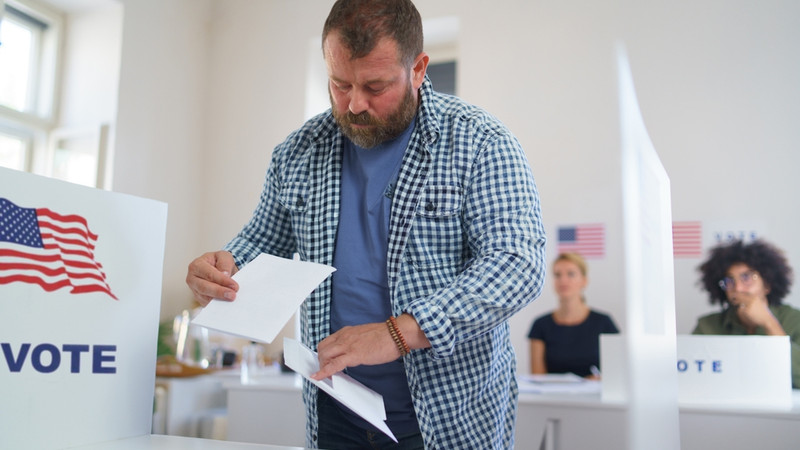 Early Voting Surge: Republicans Gaining Ground