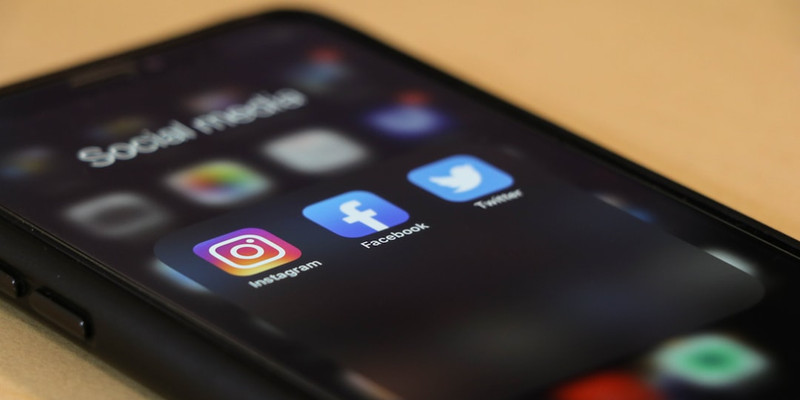 ‘Chat Control’: EU member states want to scan all private messages