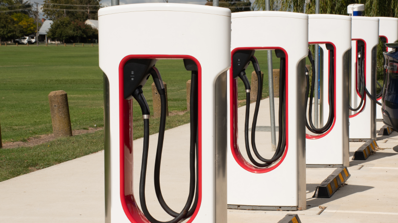 Thieves Using Tesla as Getaway Car Were Caught After They Stopped to Charge It 