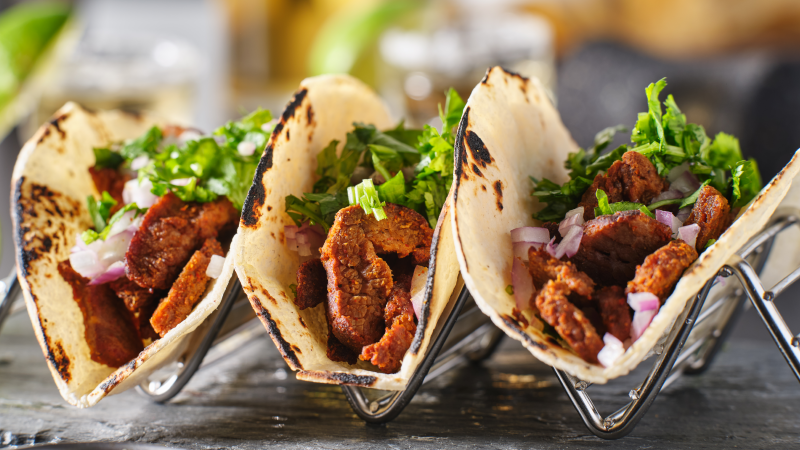 Taco Restaurant Refuses to Serve Family Because of Their “Messy” Kids