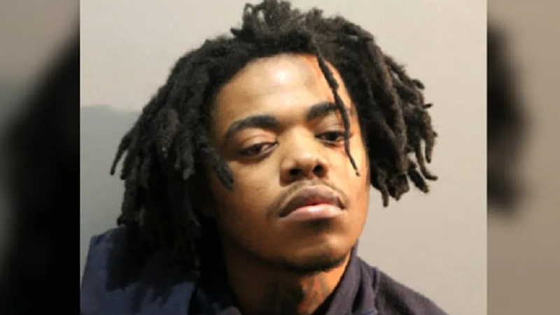 Man Accused of Armed Robbery Arrested After Staying at Crime Scene to Eat Victim's Fried Chicken