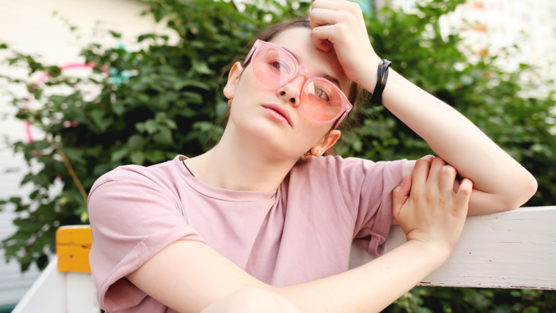 Gen Z Americans Are Now Using Fake British Accents to Combat Their Anxiety