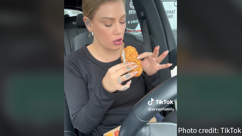 There’s a Bizarre New TikTok Trend Involving McDonald’s Hash Browns as a “Dessert” and People Love it!