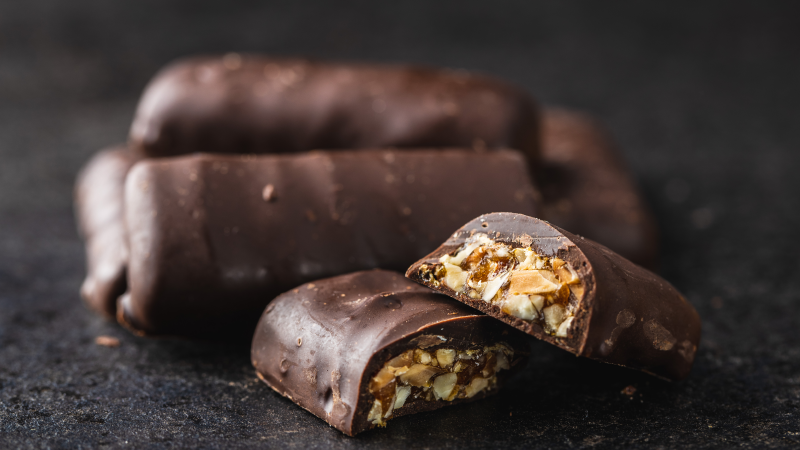 Sex Offender Quickly Eats Poisoned Snickers Bar After Jury Convicts Him