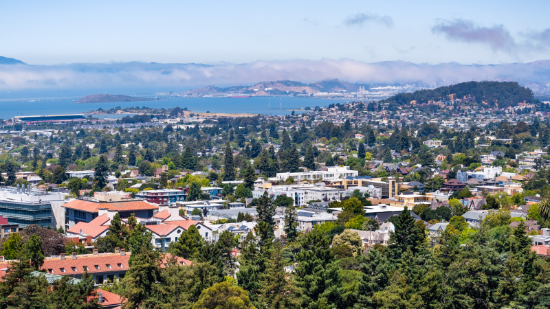 Berkeley Student Saved Thousands in Rent by Commuting Via Plane