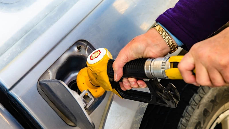 Gas prices hit lowest point since 2021