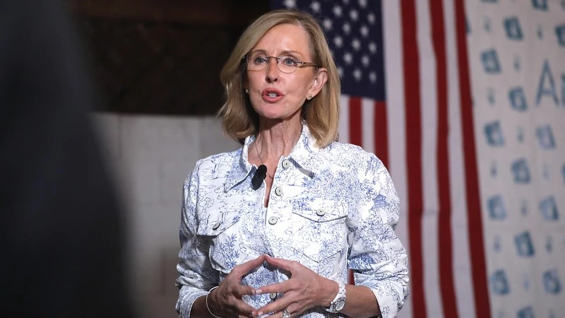 Republican Suspends Governor Campaign After Trump’s Dual Endorsement