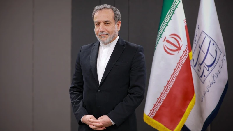 Top Iranian negotiator arrives back in Pakistan — while Trump orders chief US aides to phone it in