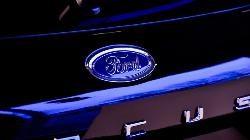Ford issues urgent ‘do not drive’ recall warning over crash risk in popular SUVs, pickups