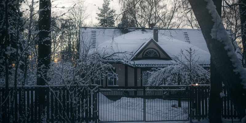 Experts Say Americans Must Lower Expectations To Fight Climate Change