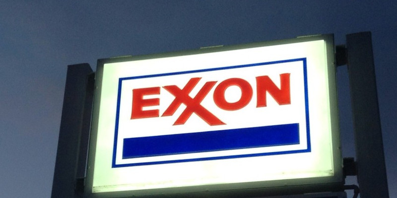 Exxon Relocates From New Jersey to Texas After Discovering Freedom Exists