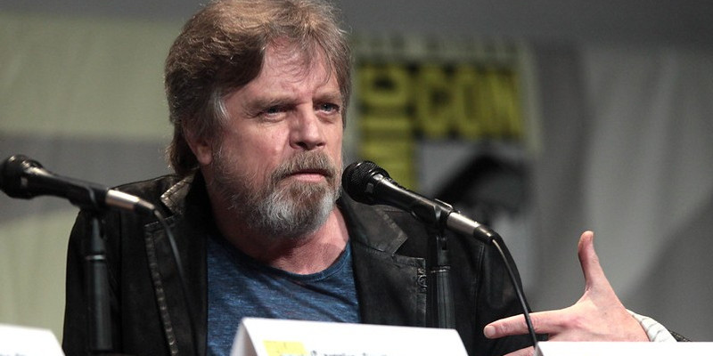 Mark Hamill Forced To Apologize After Accidentally Revealing Hollywood’s Actual Feelings