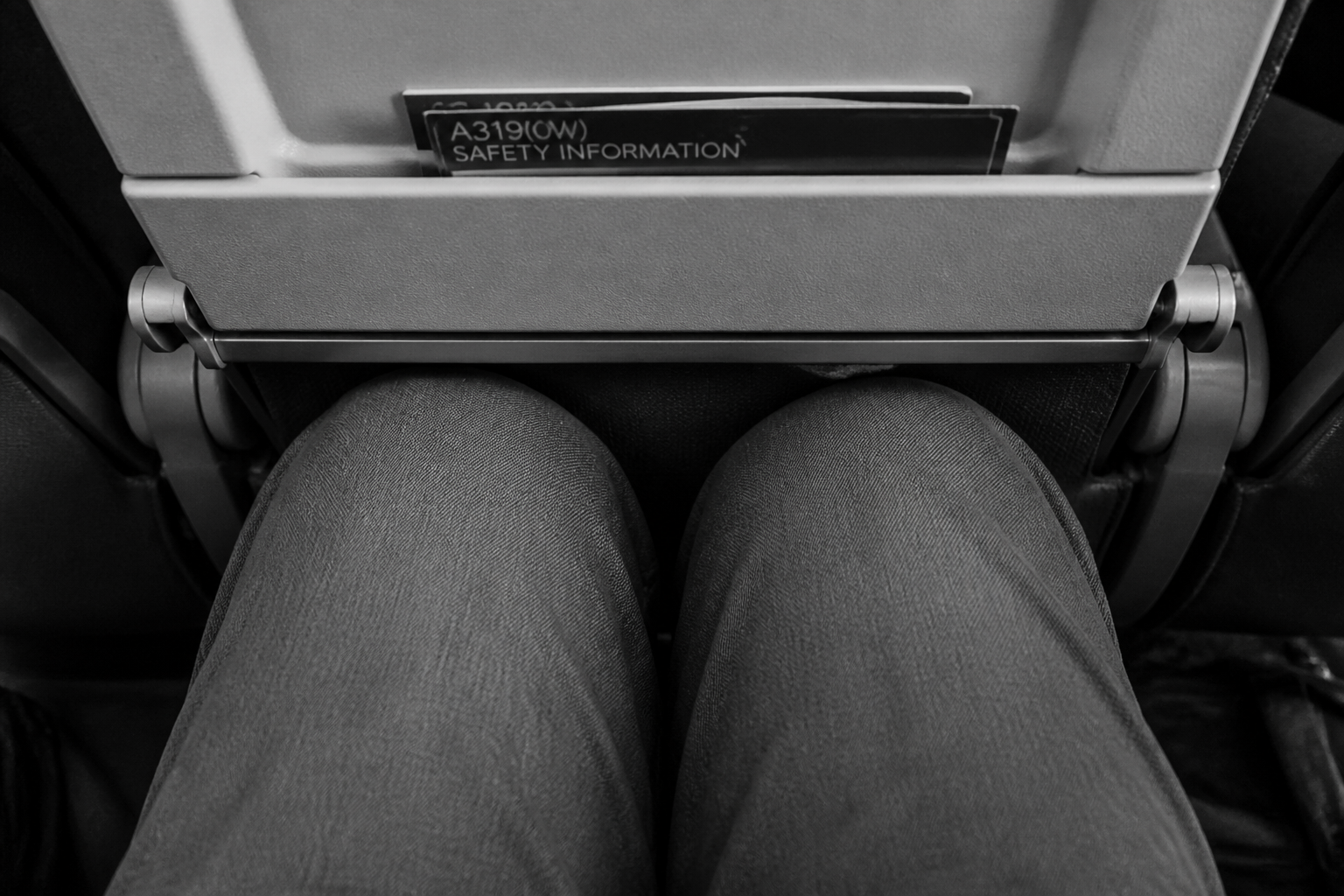 FAA Urged To Set Minimum Seat Size To Dismantle Systemic Legroom Oppression